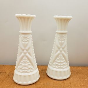 Vintage Milk Glass Bud Vases 6” Anchor Hocking 1960's Stars & Bars Grannycore.